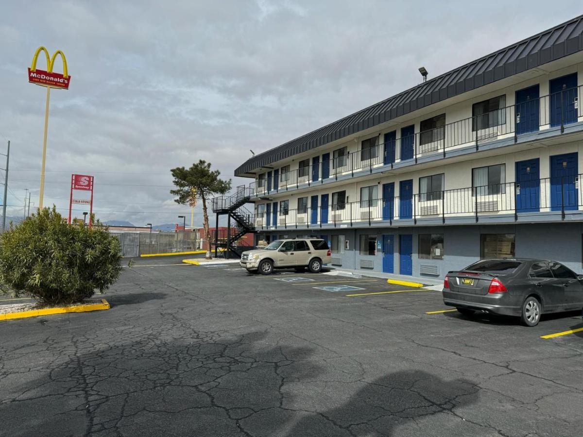 Days Inn By Wyndham El Paso Airport East Exterior foto